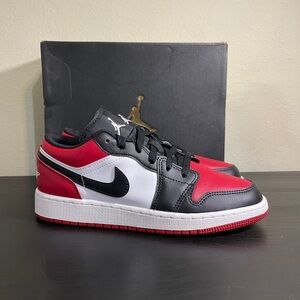 Air Jordan 1 Low Bred Toe Size 5.5Y/7W Women’s